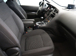 Peugeot 5008 2014