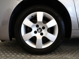 Peugeot 5008 2014