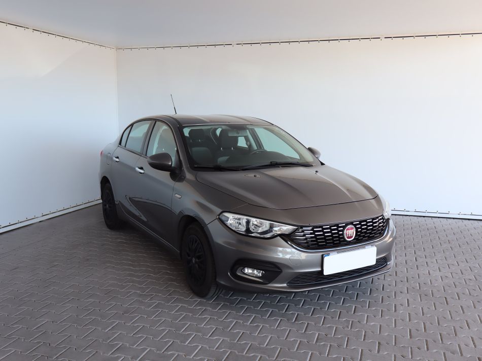 Fiat Tipo - 2016