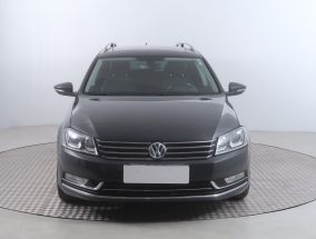 Volkswagen Passat - 2012