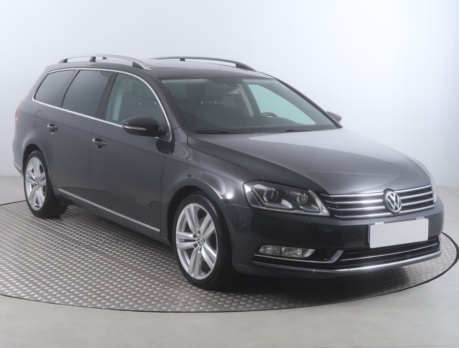 Volkswagen Passat - 2012