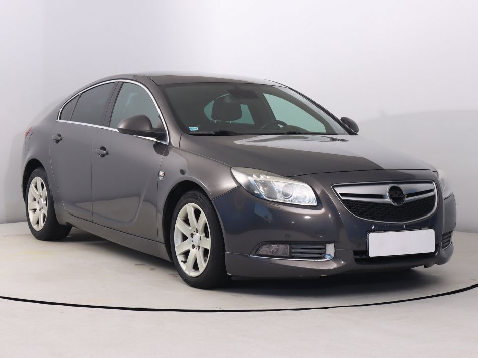 Opel Insignia - 2012