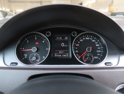 Volkswagen Passat 2011