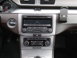 Volkswagen Passat 2011