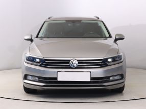 Volkswagen Passat - 2015