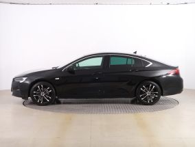 Opel Insignia - 2021