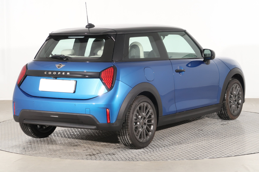 MINI 3-door