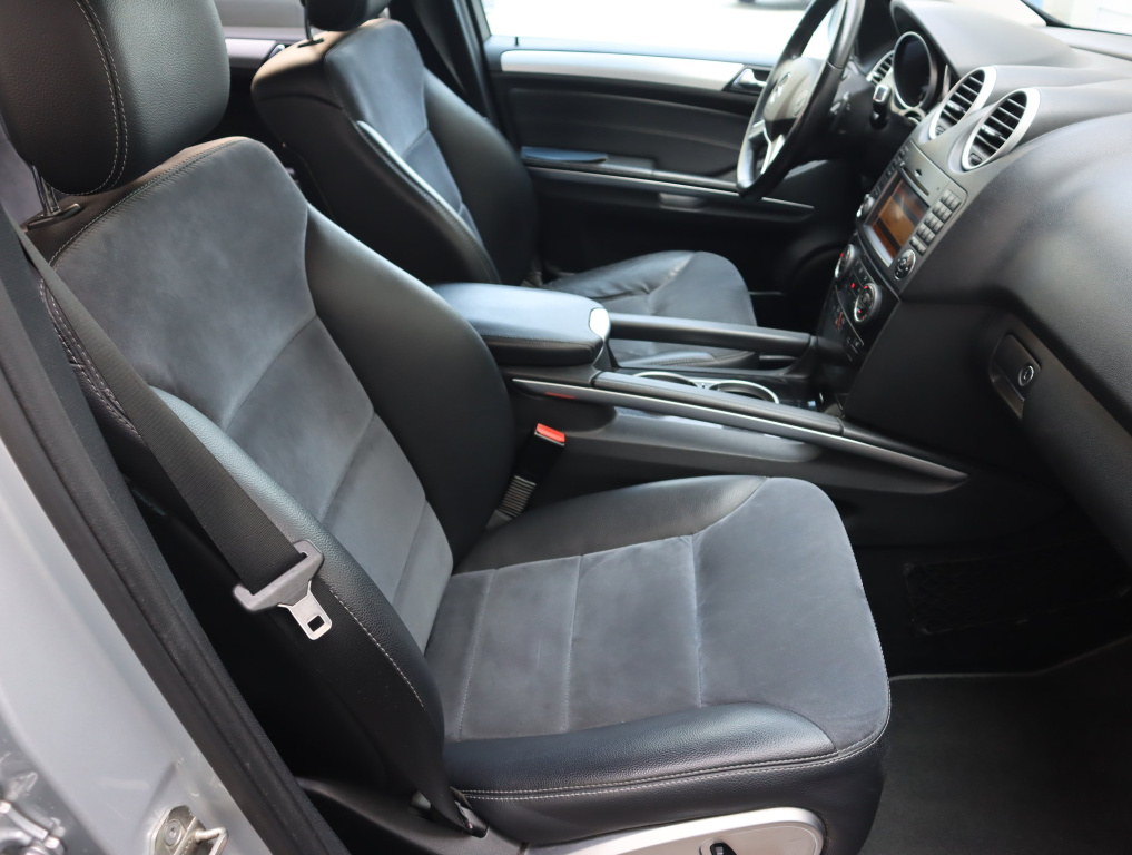 Mercedes-Benz ML