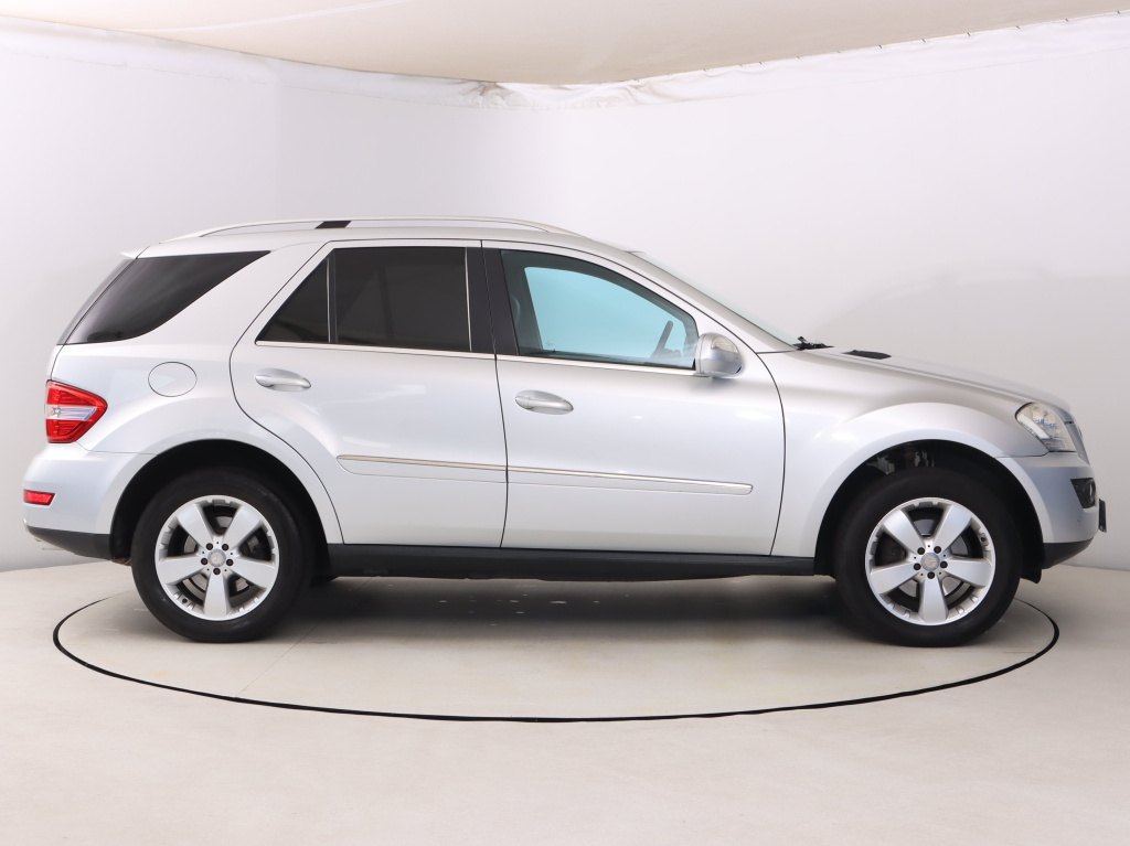 Mercedes-Benz ML