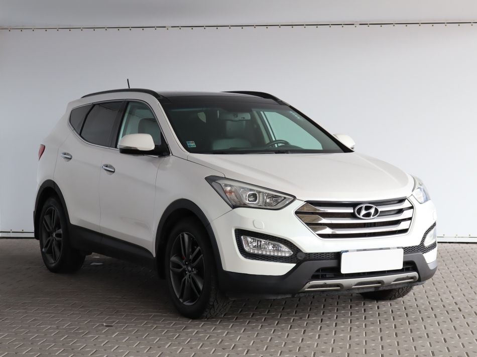 Hyundai Santa Fe - 2015