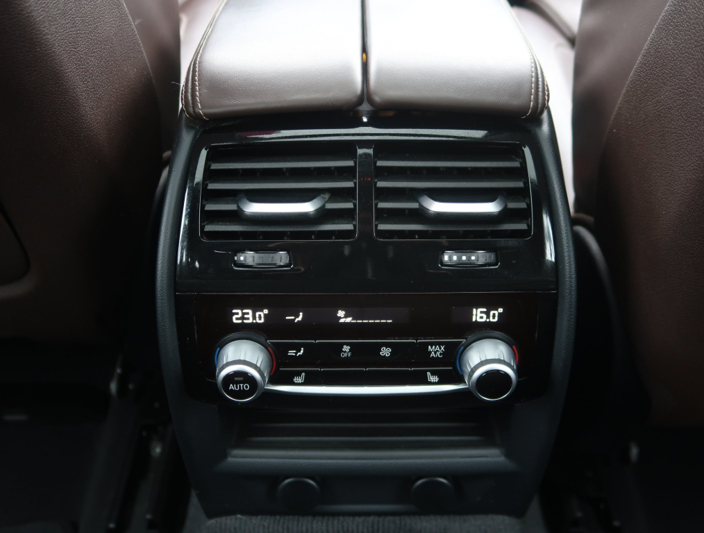 BMW 6GT
