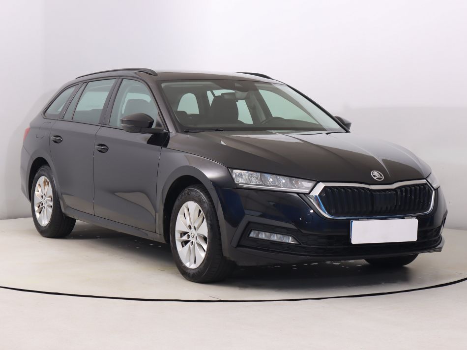 Skoda Octavia - 2023