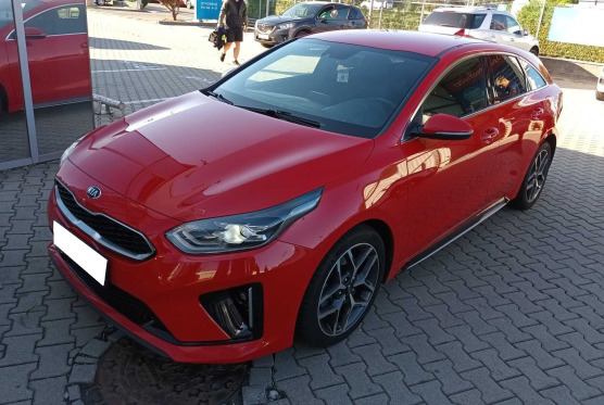 Kia ProCeed