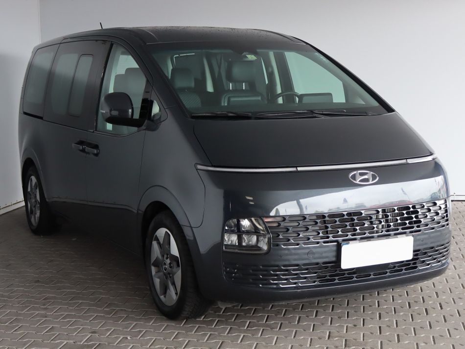 Hyundai Staria - 2023