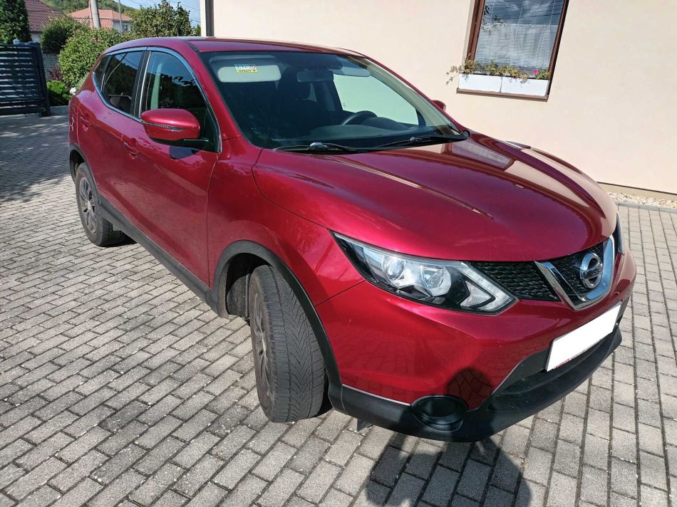 Nissan Qashqai - 2015
