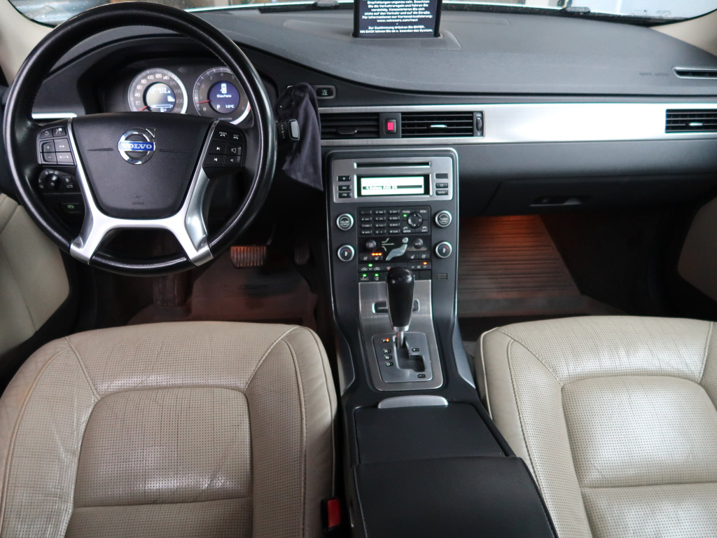Volvo S80