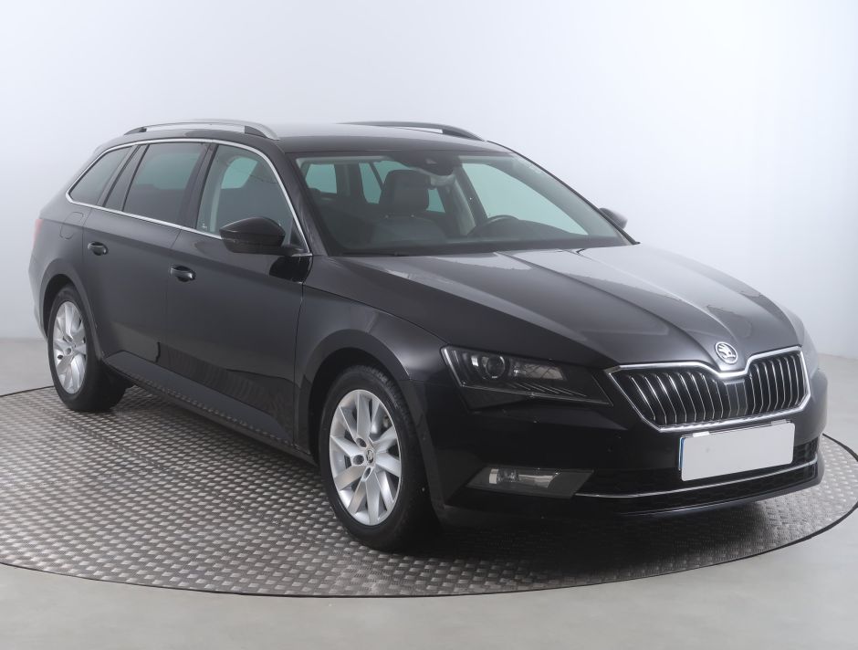 Skoda Superb - 2019