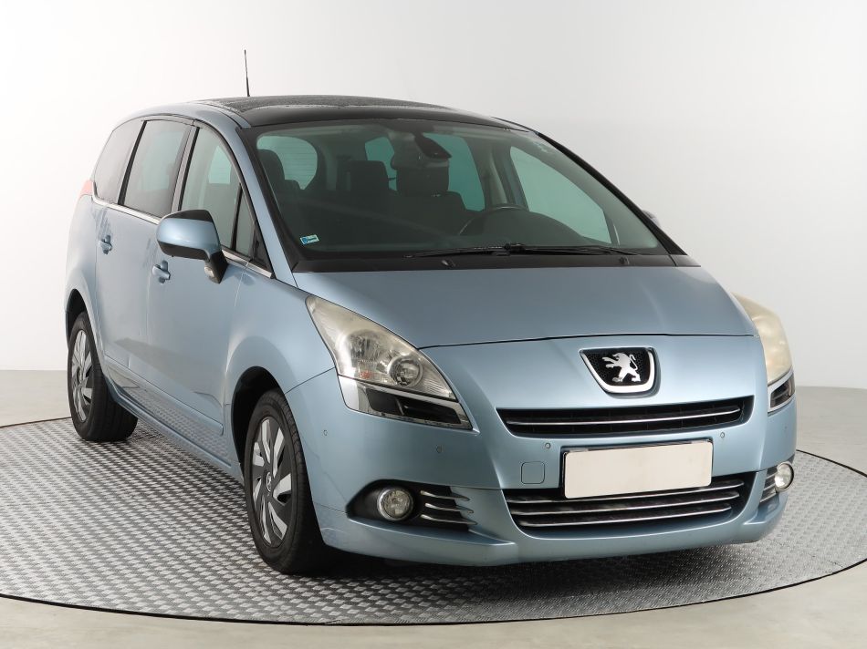 Peugeot 5008 - 2010