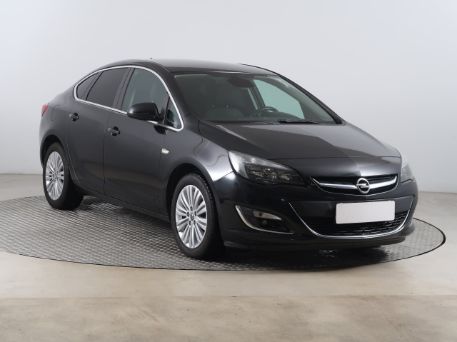 Opel Astra 2015