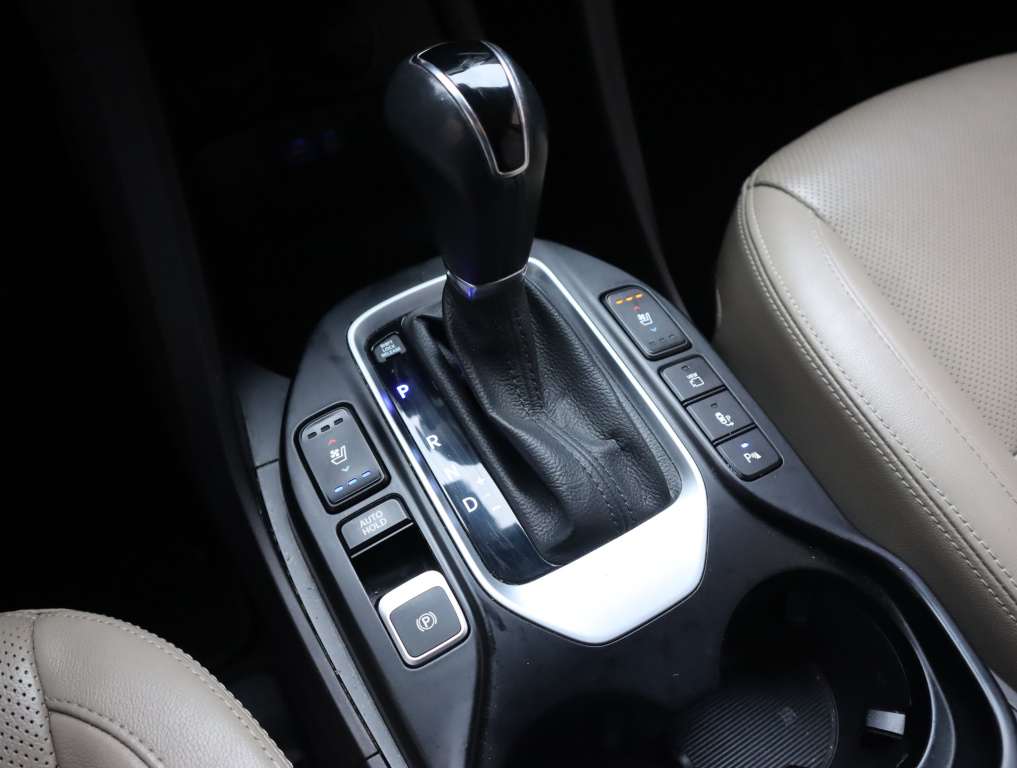 Hyundai Grand Santa Fe