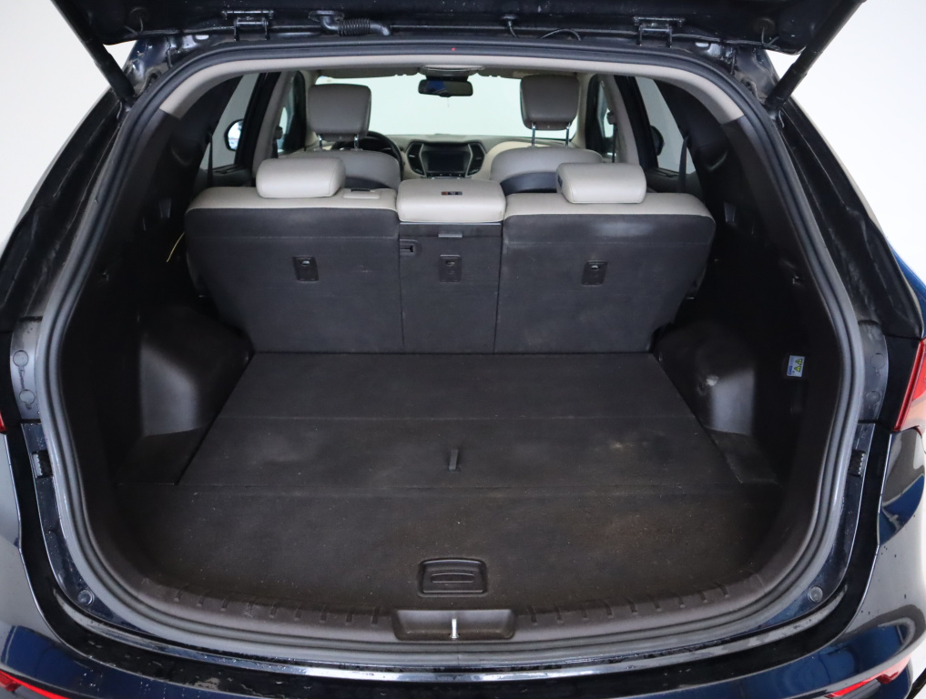 Hyundai Grand Santa Fe