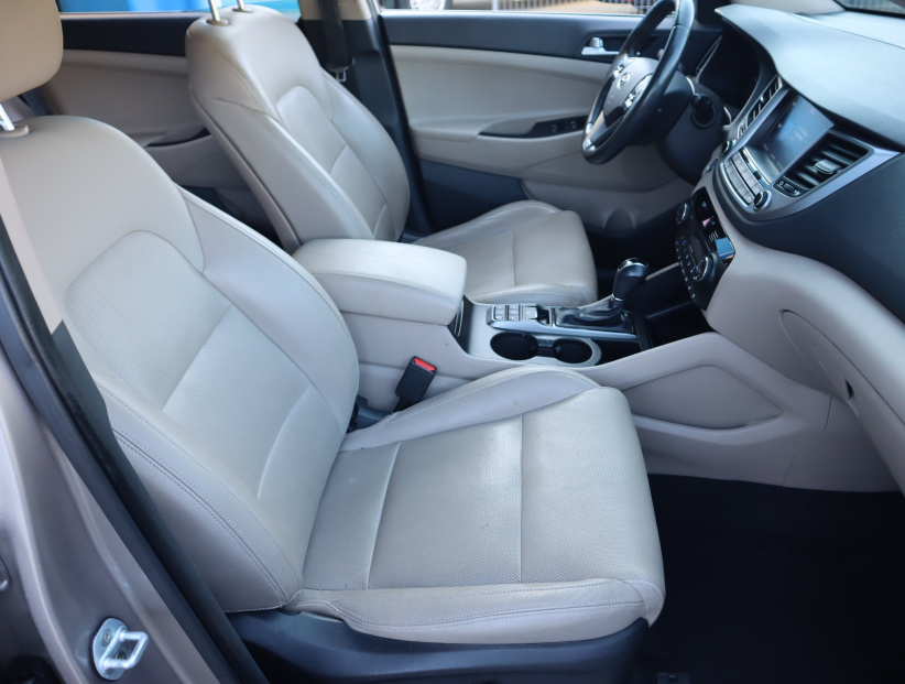 Hyundai Tucson, 2016