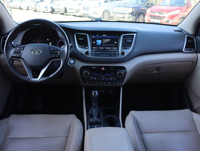 Hyundai Tucson, 2016