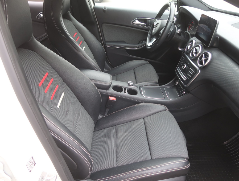 Mercedes-Benz A