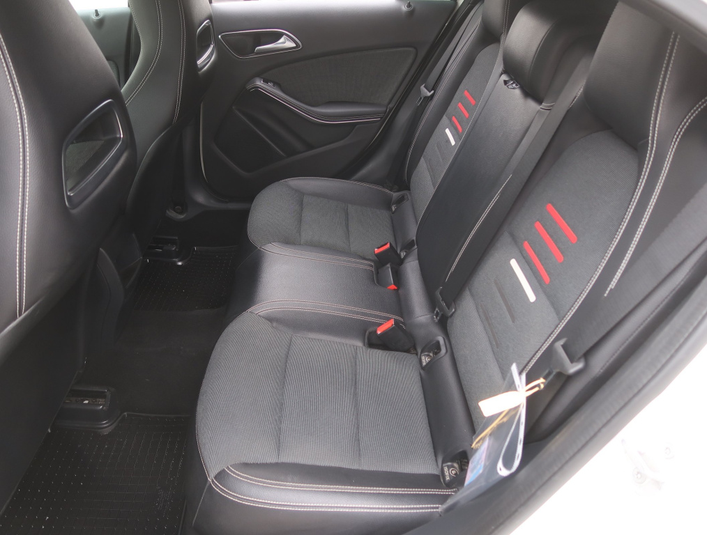 Mercedes-Benz A
