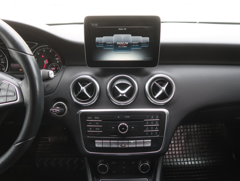 Mercedes-Benz A