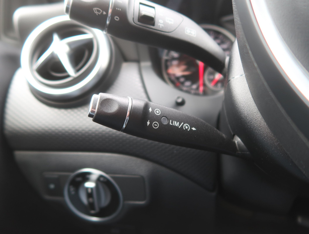 Mercedes-Benz A