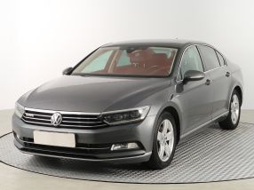 Volkswagen Passat - 2016