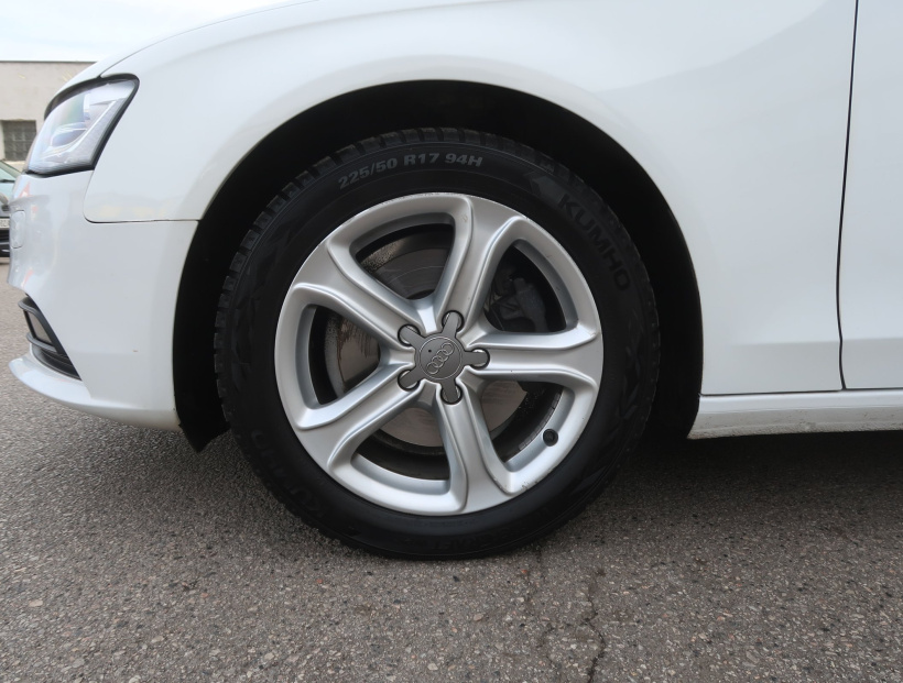 Audi A4, 2015