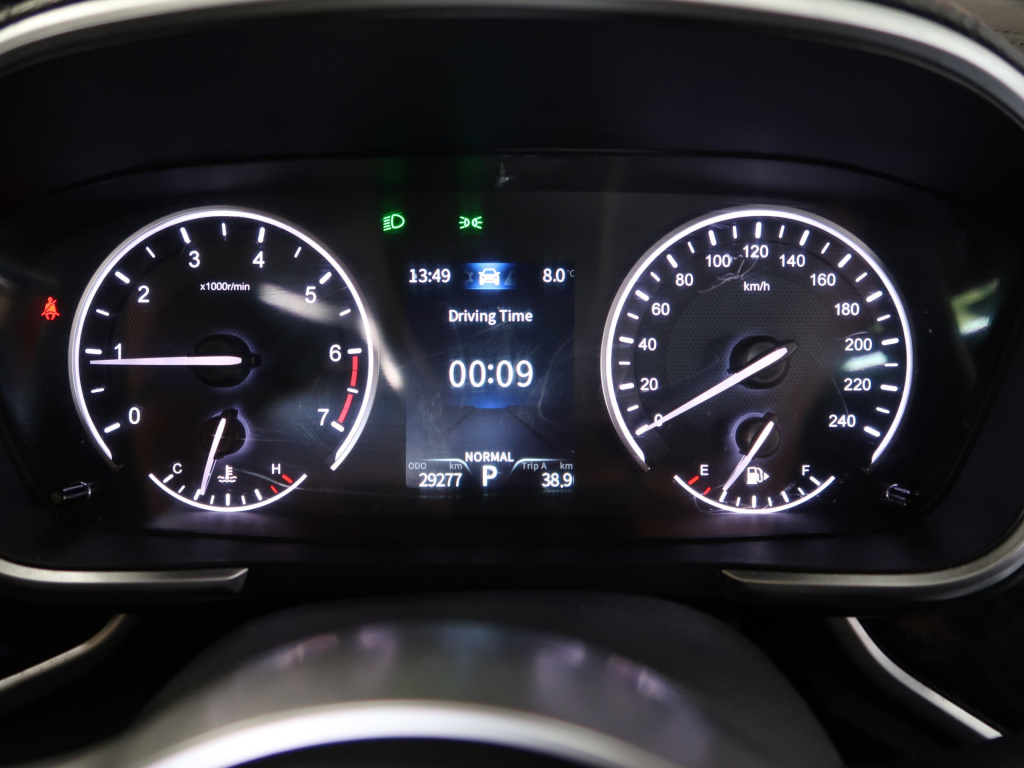 Dongfeng Fengon 5