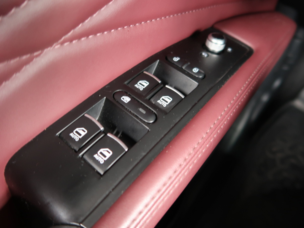 Dongfeng Fengon 5