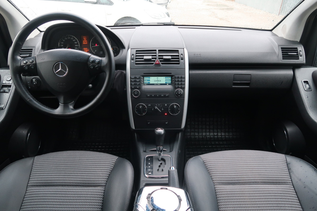Mercedes-Benz A