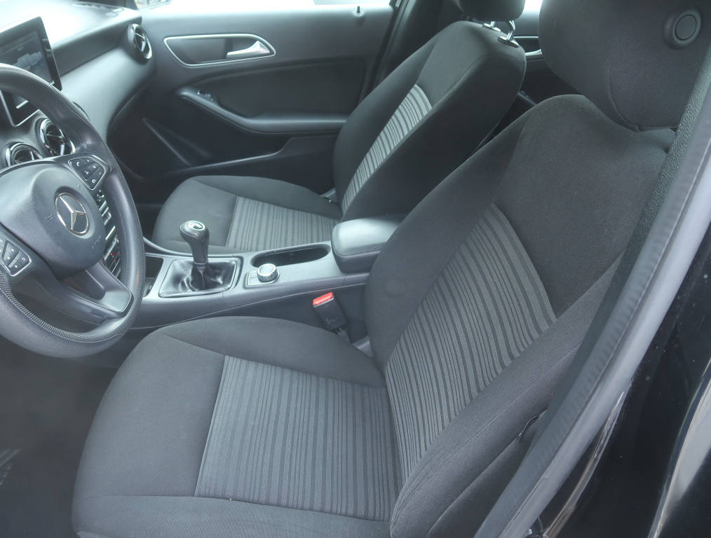 Mercedes-Benz A