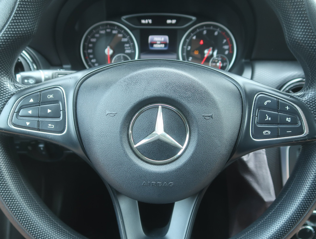 Mercedes-Benz A