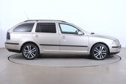 Škoda Octavia 2005