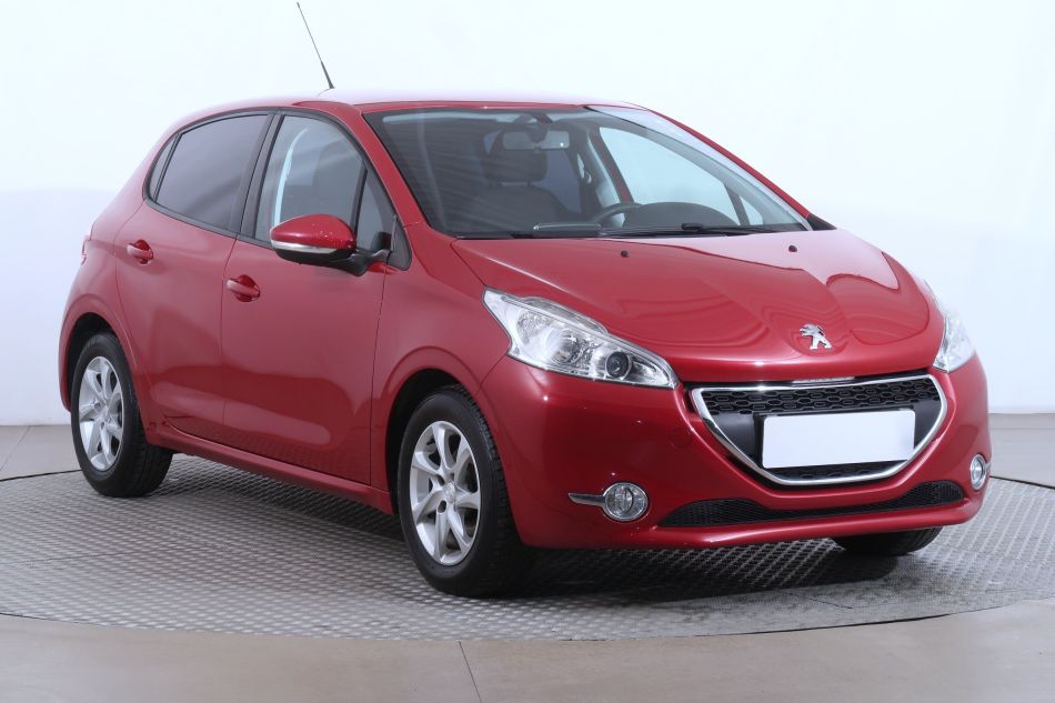 Peugeot 208 - 2016