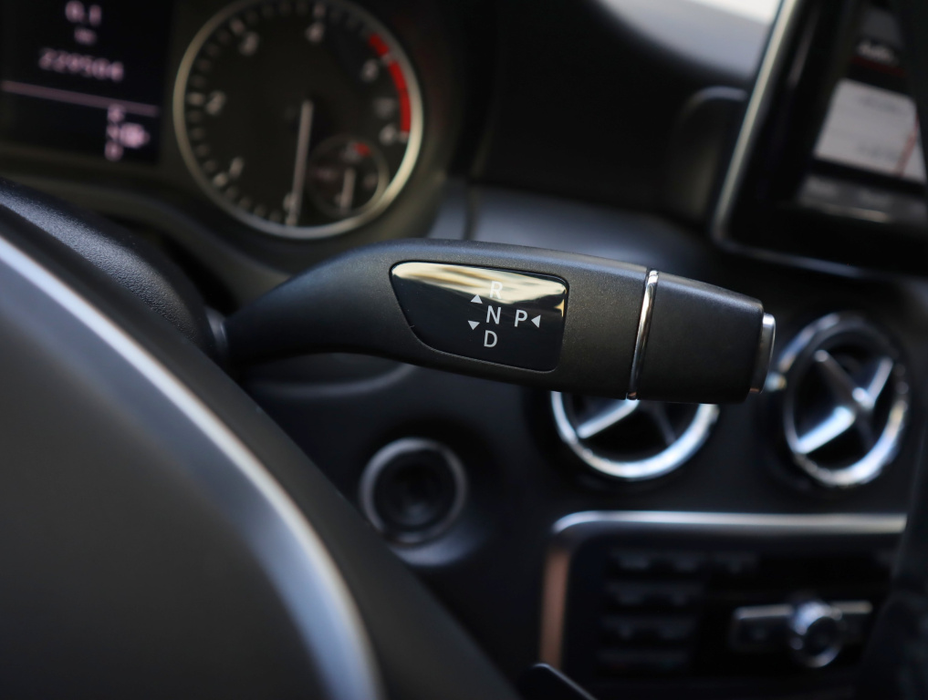 Mercedes-Benz A