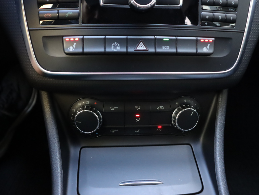 Mercedes-Benz A