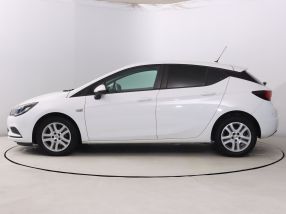 Opel Astra - 2016