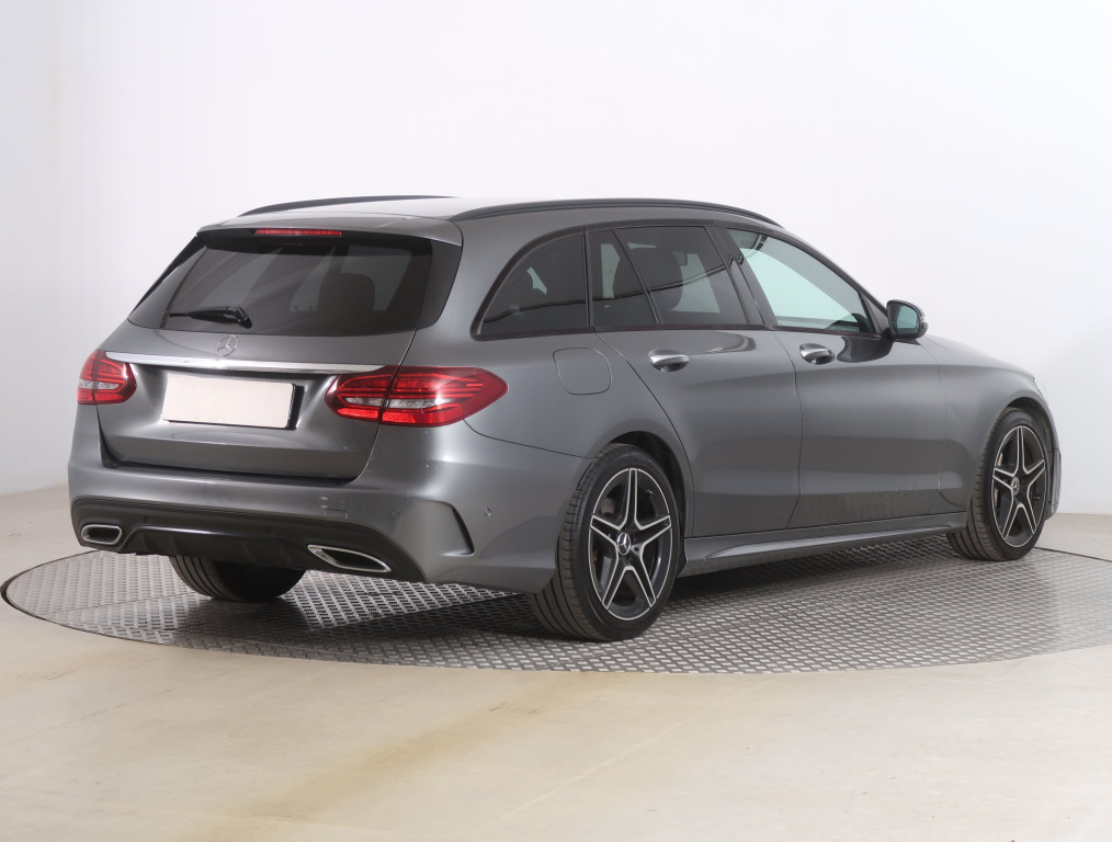 Mercedes-Benz C
