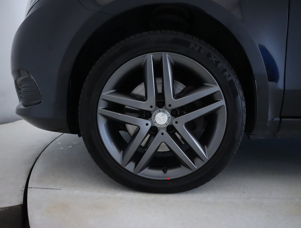 Mercedes-Benz V