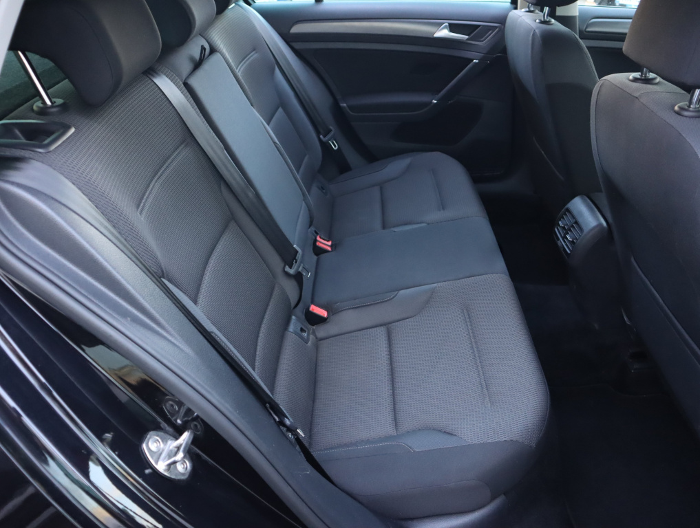 Volkswagen e-Golf