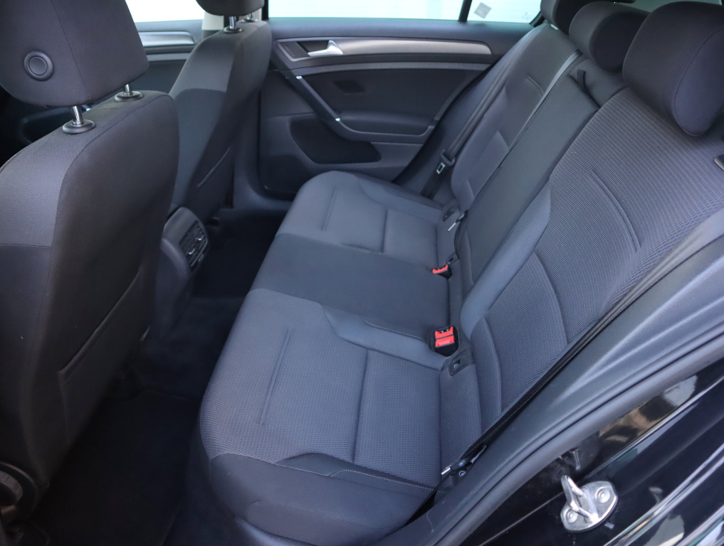 Volkswagen e-Golf