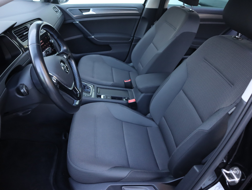 Volkswagen e-Golf