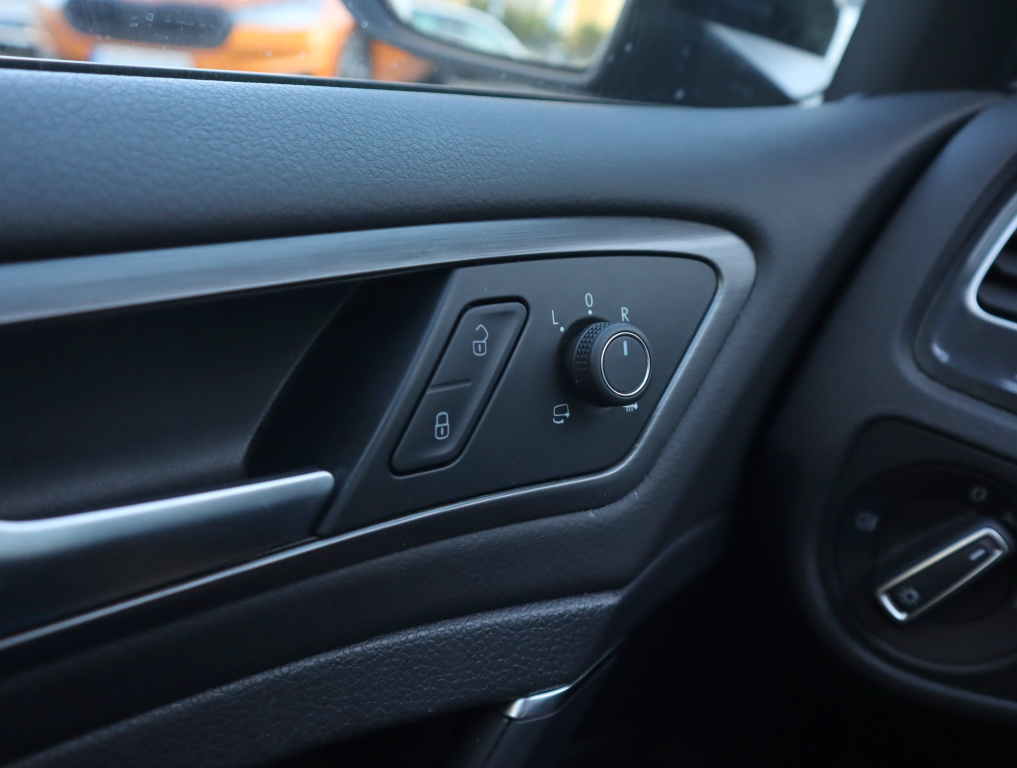 Volkswagen e-Golf