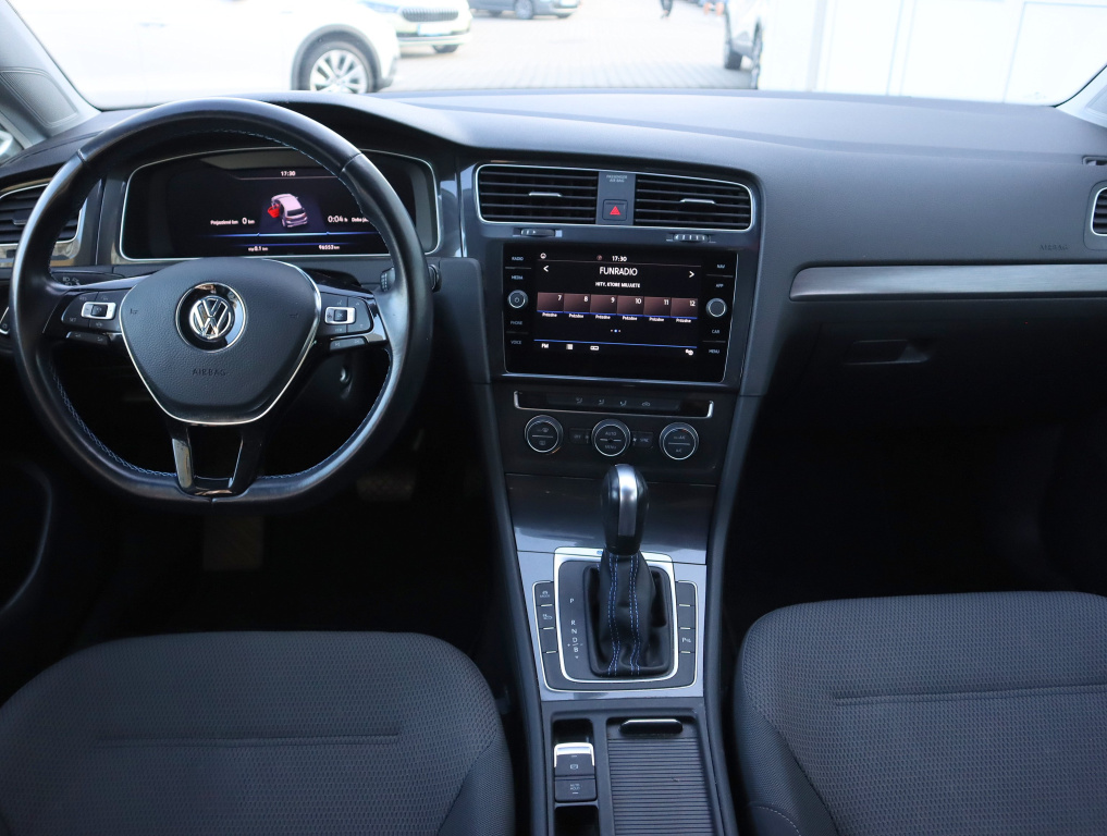 Volkswagen e-Golf